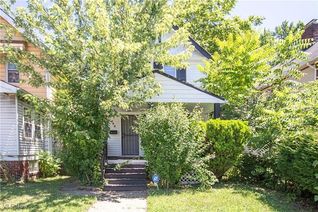 665 Eddy Rd, Cleveland, OH 44108 - photo 1