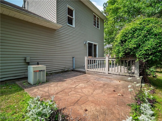 15762 Grosse Pointe Oval, Strongsville, OH 44136 - photo 3