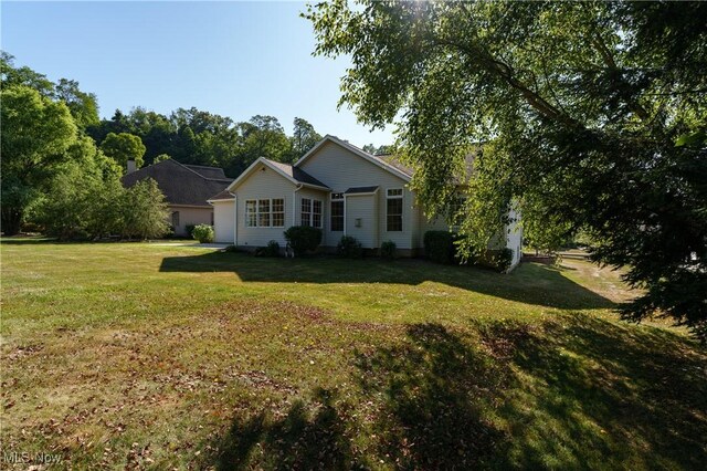 2889 Vicksburg Ave NW, Canton, OH 44708 - photo 36