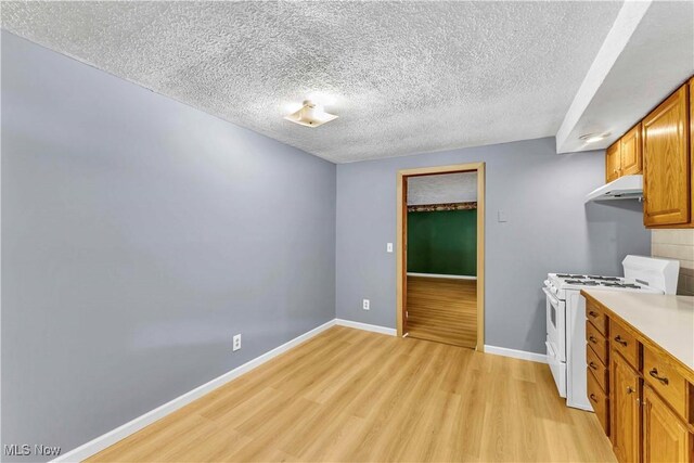 211 E Canal St, Navarre, OH 44662 - photo 8