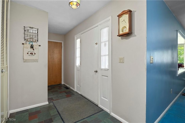 774 Bridle Ln, Berea, OH 44017 - photo 2