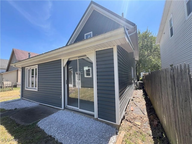 264 High St, Conneaut, OH 44030 - photo 7