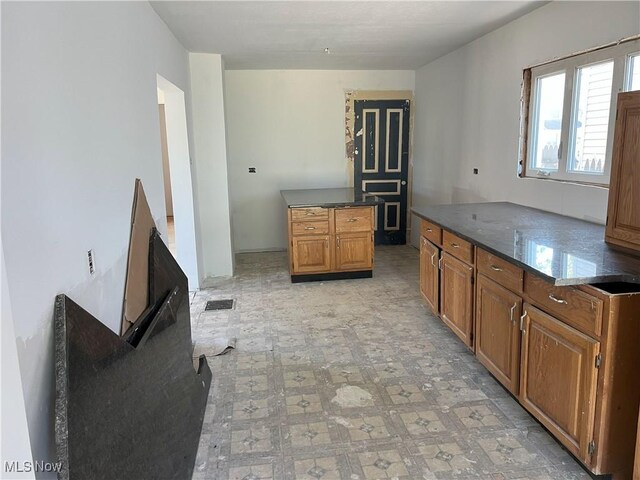 264 High St, Conneaut, OH 44030 - photo 3