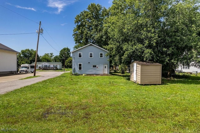 113 Washington St, Elizabeth, WV 26143 - photo 27