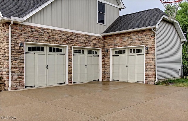 31916 Fieldstone Cir, Avon Lake, OH 44012 - photo 2