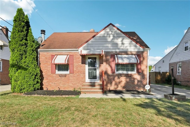 754 E 256th St, Euclid, OH 44132 - photo 1