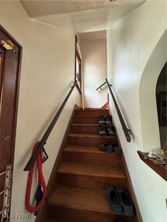 151 Hawk Ave, Ellet, OH 44312 - photo 7