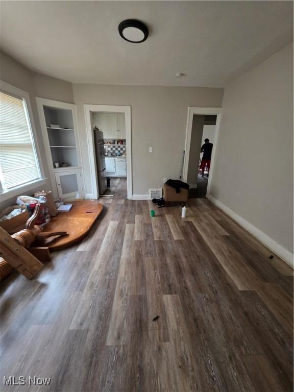 3310 E 146th St, Cleveland, OH 44120 - photo 14