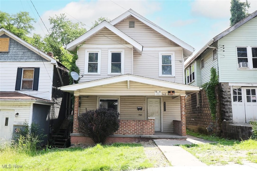 742 Kendall Ave, Steubenville, OH 43952 - photo 1