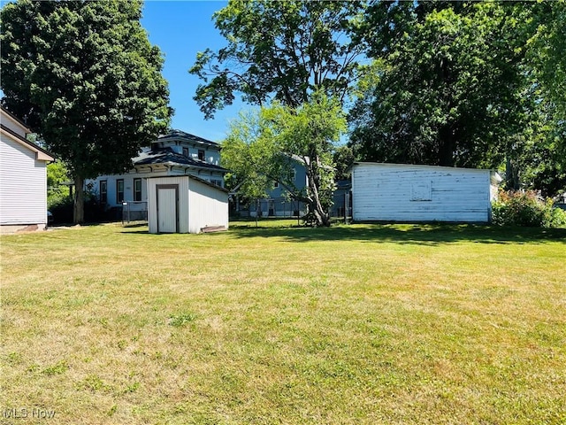 74 Swan St, Geneva, OH 44041 - photo 9