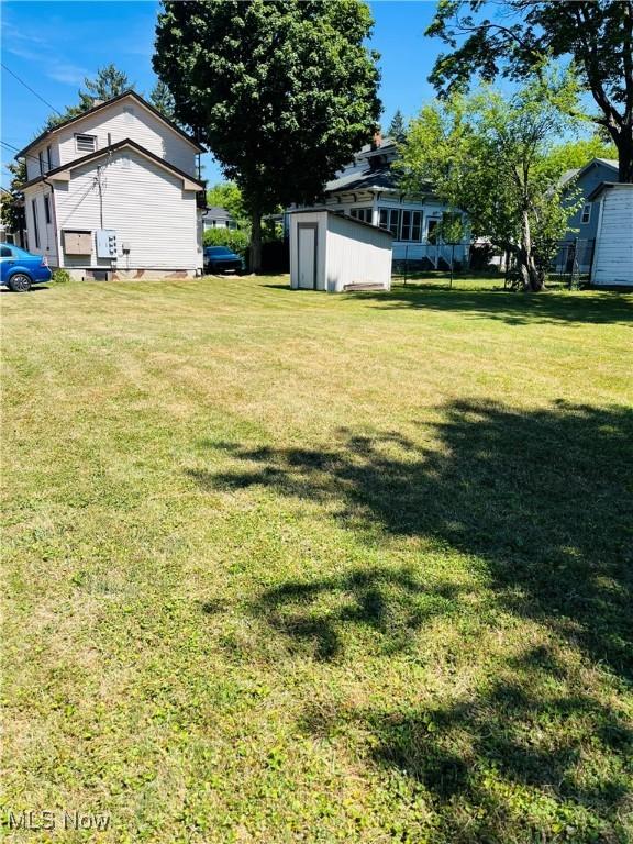 74 Swan St, Geneva, OH 44041 - photo 10