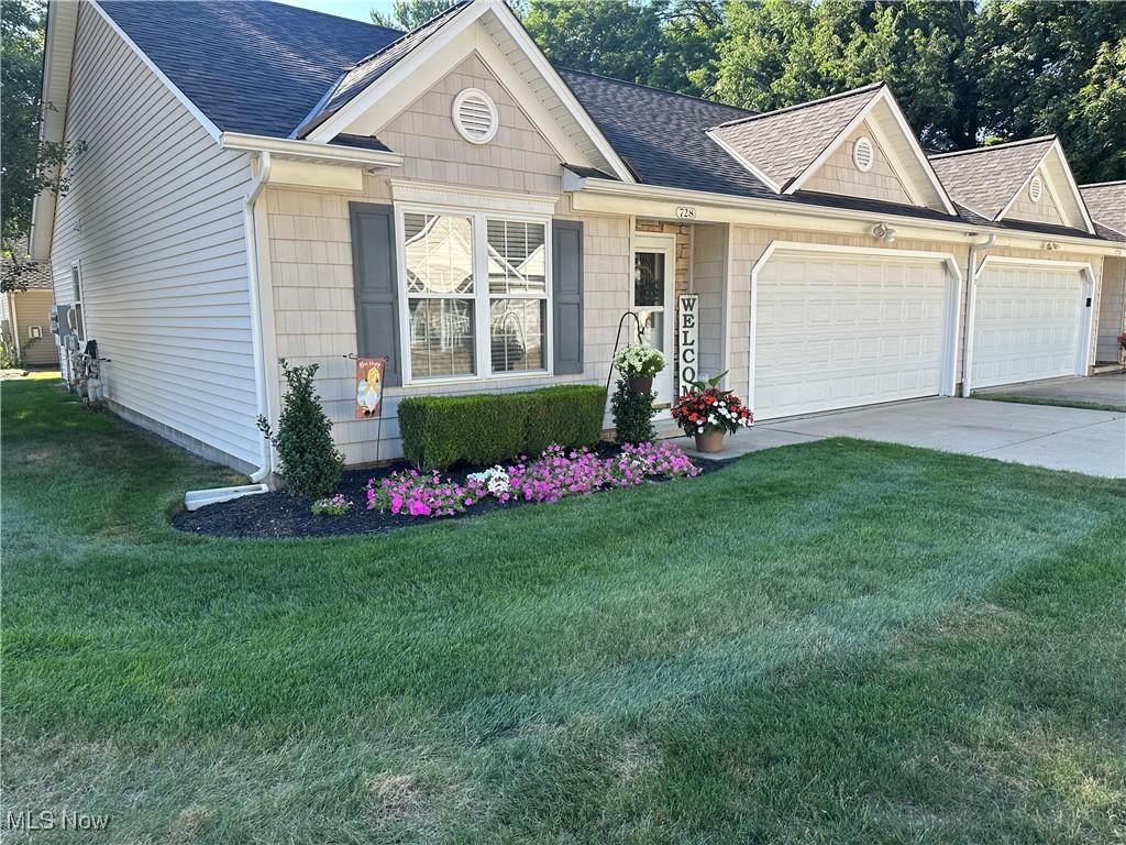 728 Rivers Edge Ln, Painesville, OH 44077 - photo 1