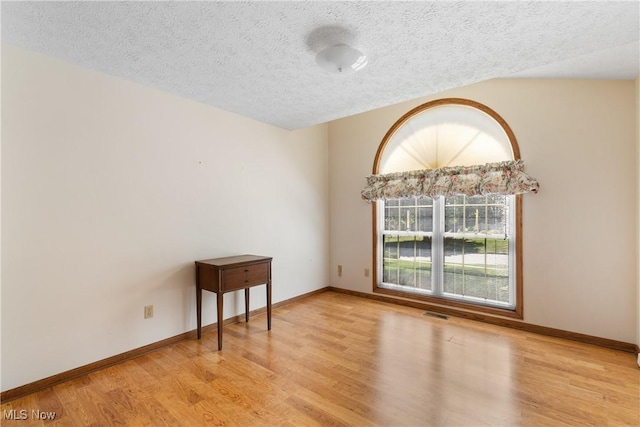1020 Kelly St SW, Massillon, OH 44647 - photo 24