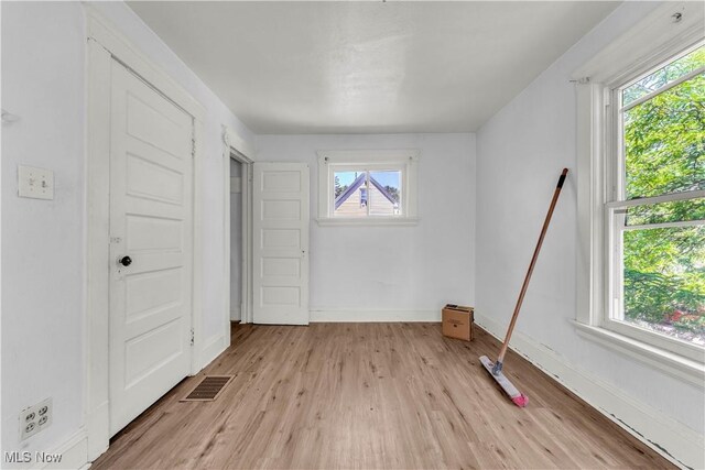354 11th St, Elyria, OH 44035 - photo 21