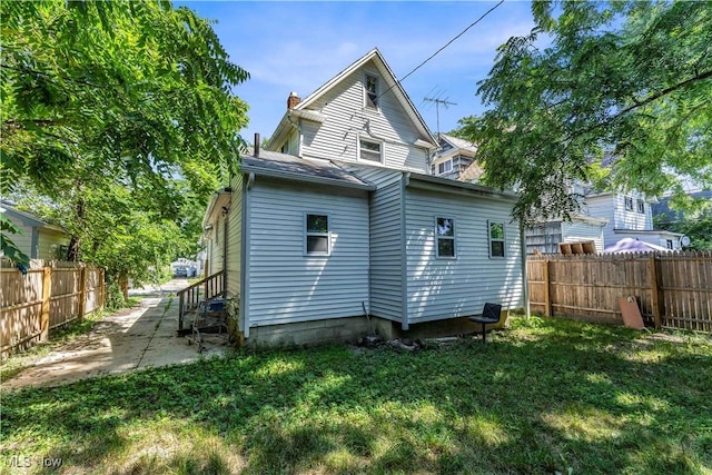 354 11th St, Elyria, OH 44035 - photo 3