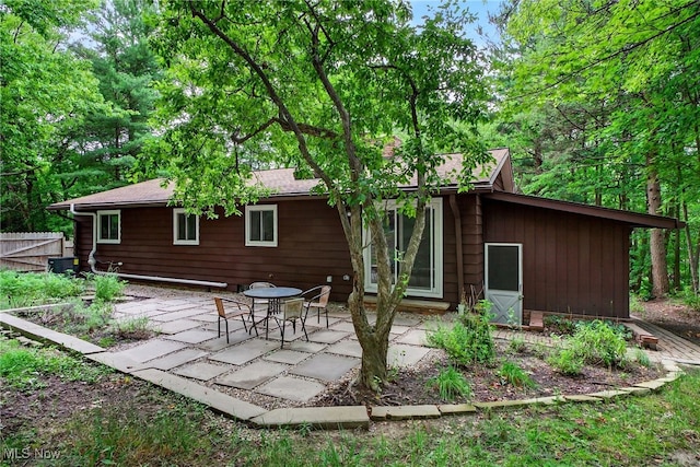 4381 Bayard Rd, South Euclid, OH 44121 - photo 35