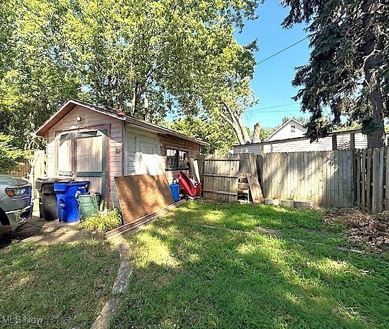 3863 W 41st St, Cleveland, OH 44109 - photo 35