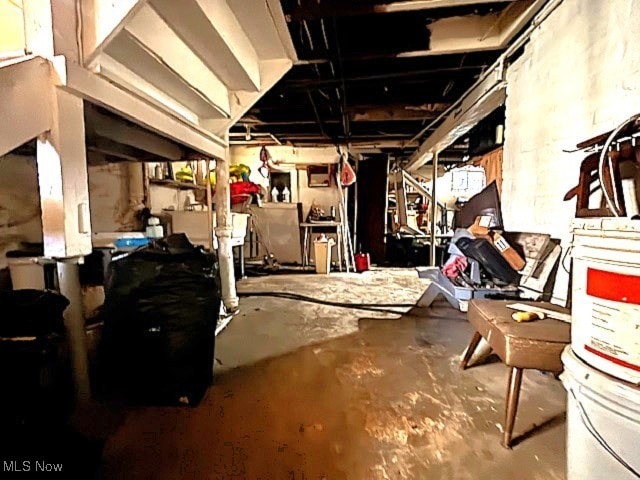 3863 W 41st St, Cleveland, OH 44109 - photo 24