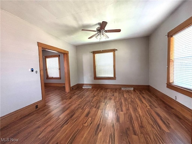 255 E Park Ave, Columbiana, OH 44408 - photo 5