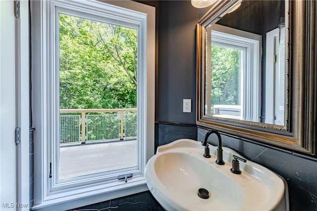 12666 Mayfield Rd, Cleveland Heights, OH 44106 - photo 29