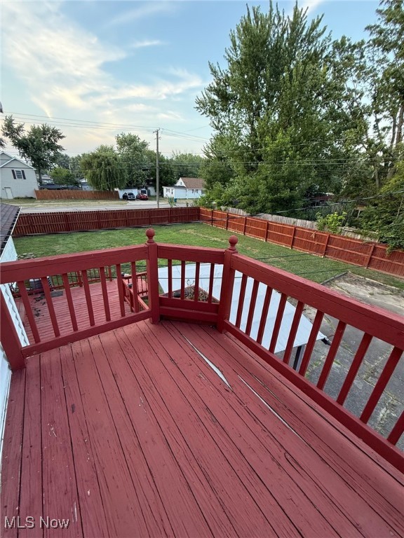805 Roberts St, Sheffield Lake, OH 44054 - photo 24