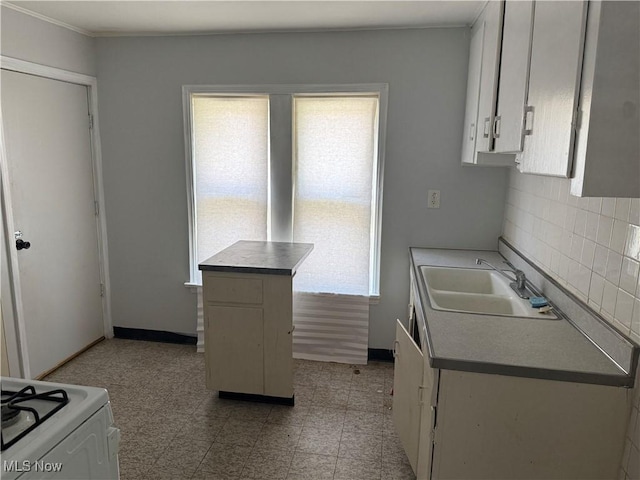 995 Nathaniel Rd, Cleveland, OH 44110 - photo 2