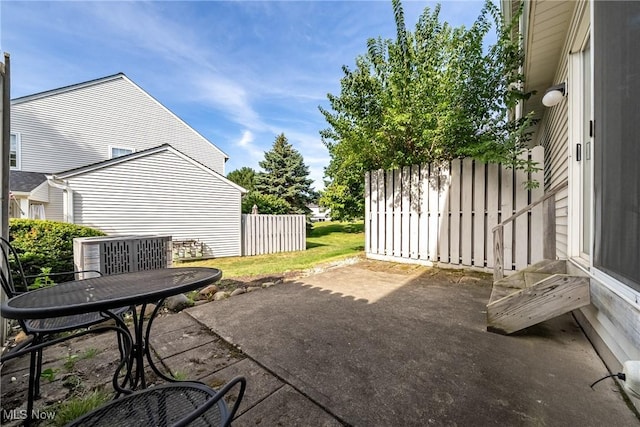 882 Overlook Ridge Dr, Cleveland, OH 44109 - photo 26