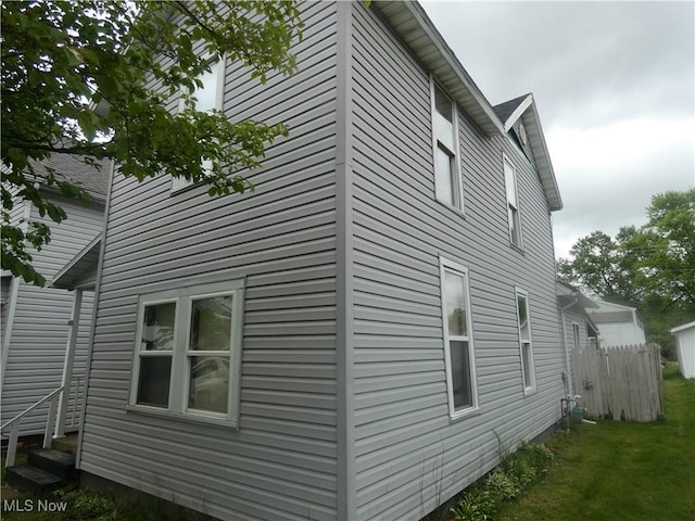 914 S Lawn Ave, Coshocton, OH 43812 - photo 4
