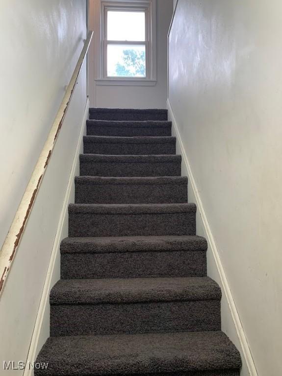 901 E 210th St, Euclid, OH 44119 - photo 11