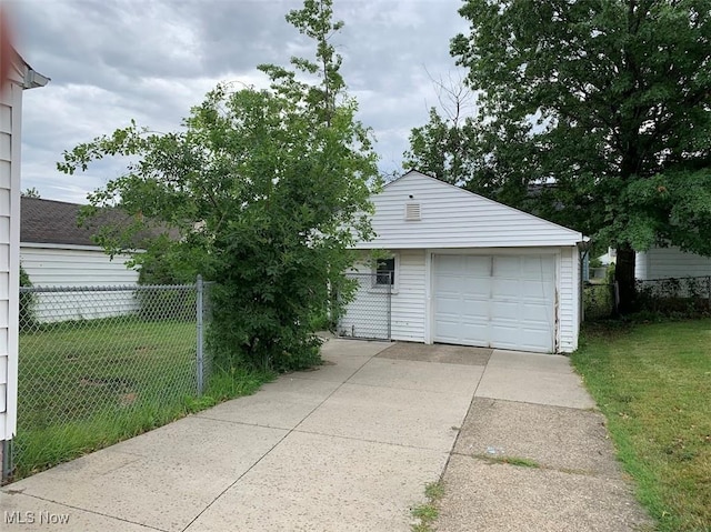901 E 210th St, Euclid, OH 44119 - photo 24