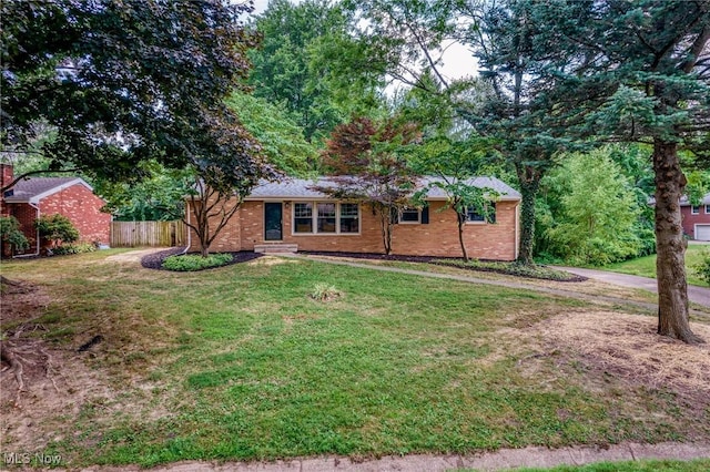 7906 Tahiti St NW, Massillon, OH 44646 - photo 2