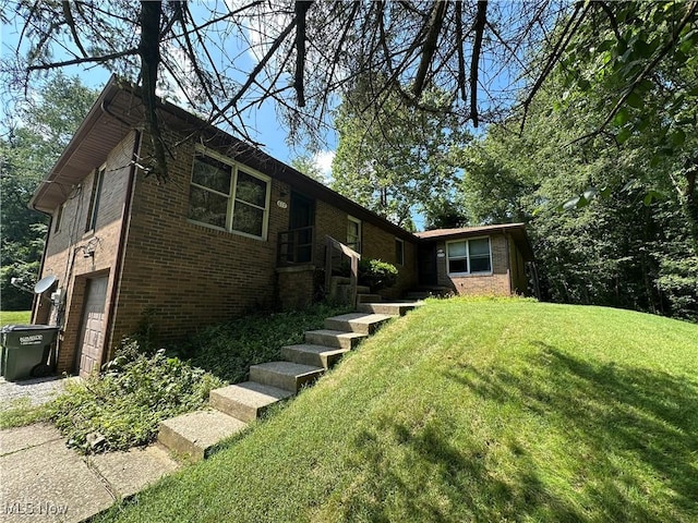 617 Harrison St, Louisville, OH 44641 - photo 1