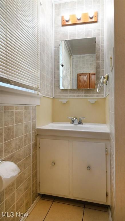 3843 Burkey Rd, Youngstown, OH 44515 - photo 29