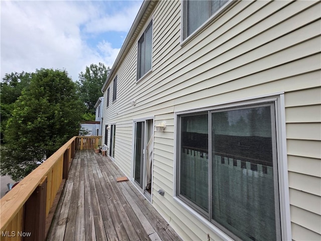 22262 River Walk Rd, Rocky River, OH 44116 - photo 2