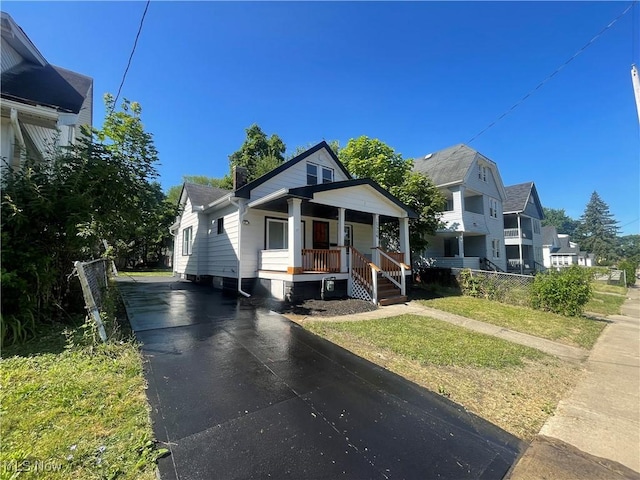 12506 Dove Ave, Cleveland, OH 44105 - photo 2
