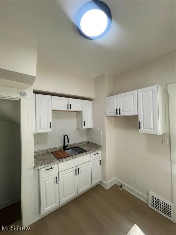 12506 Dove Ave, Cleveland, OH 44105 - photo 5