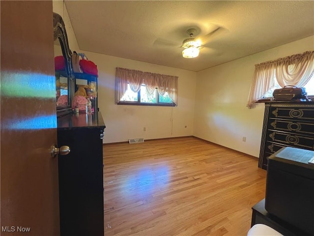 10401 Glen Daniel Cir, Brooklyn, OH 44144 - photo 6