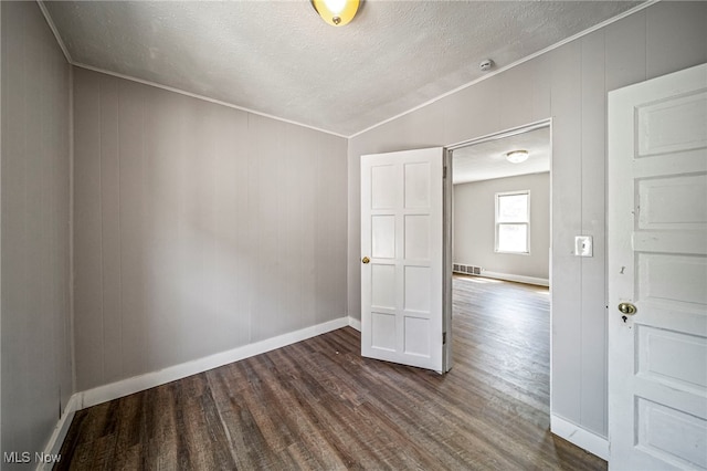 6917 Worley Ave, Cleveland, OH 44105 - photo 27