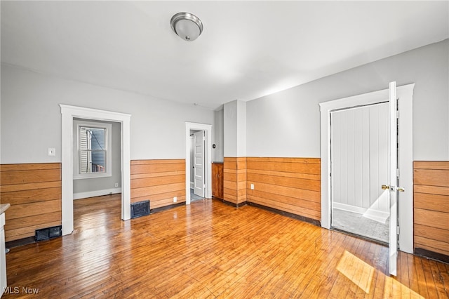 6917 Worley Ave, Cleveland, OH 44105 - photo 11