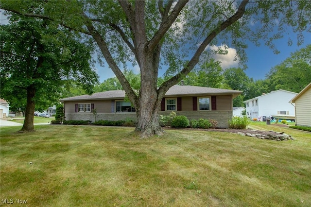 2505 Vollmer Dr, Austintown, OH 44511 - photo 2