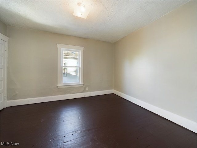 16215 Huntmere Ave, Cleveland, OH 44110 - photo 13