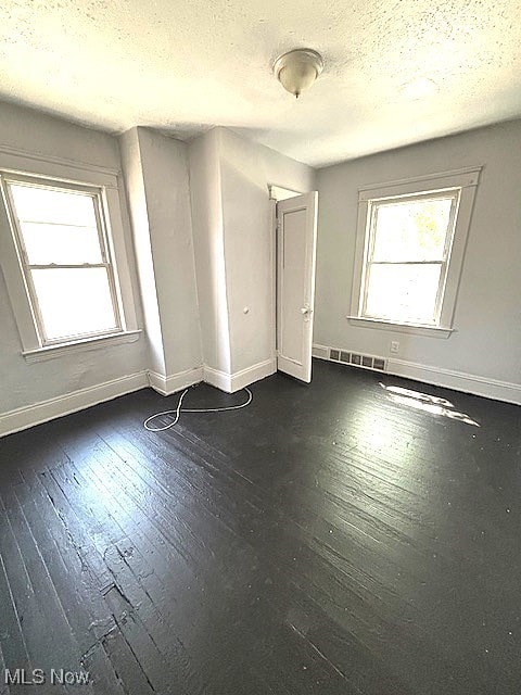 4313 E 116th St, Cleveland, OH 44108 - photo 25