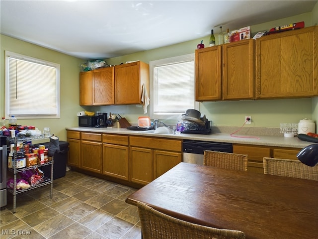 314 Sterling Ct, Akron, OH 44304 - photo 7