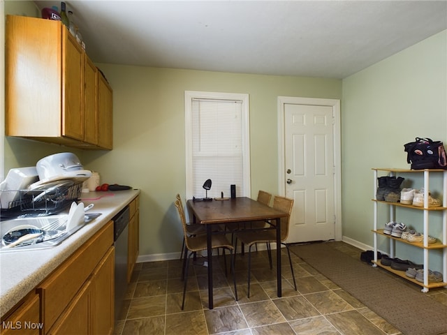 314 Sterling Ct, Akron, OH 44304 - photo 10