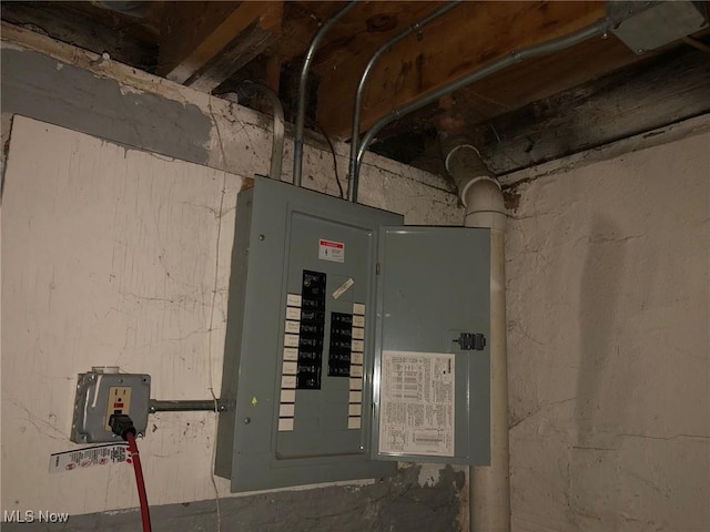 1027 E 148th St, Cleveland, OH 44110 - photo 21