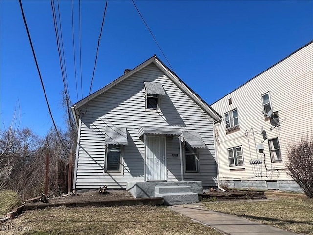 4278 Warner Rd, Cleveland, OH 44105 - photo 2