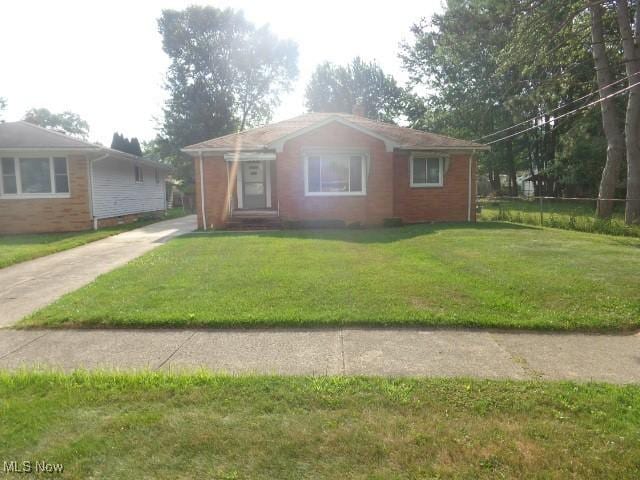 7145 Beresford Ave, Parma, OH 44130 - photo 5