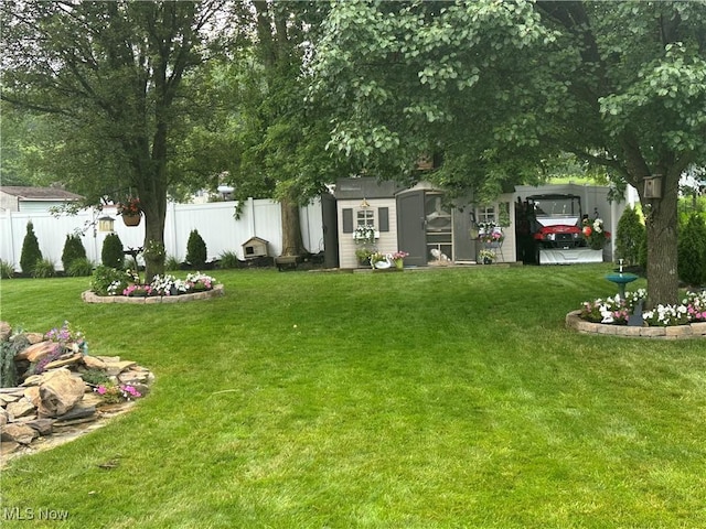1995 Fox Chase Dr, Youngstown, OH 44515 - photo 34
