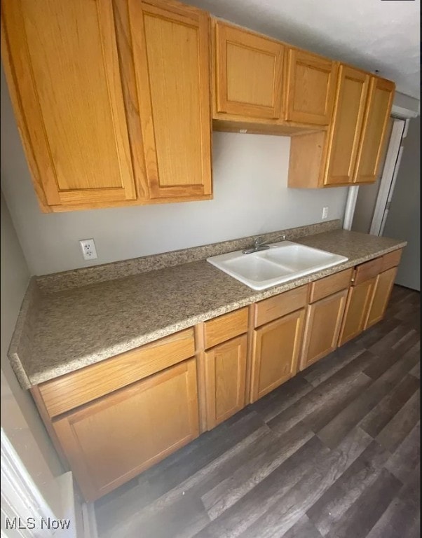 5621 Flowerdale Ave, Cleveland, OH 44144 - photo 12