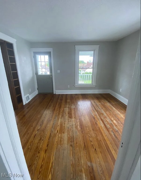 5621 Flowerdale Ave, Cleveland, OH 44144 - photo 21